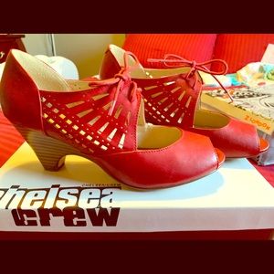 Chelsea Crew red retro peep toes